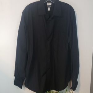 Arrow men's black athletic fit long sleeved shirt